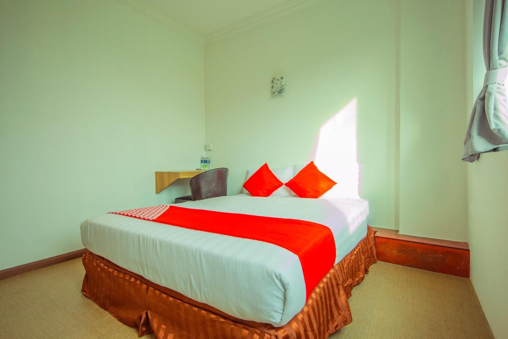 Super Oyo 218 Storytel Otel Kota Kinabalu Dış mekan fotoğraf